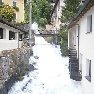 casa-in-riva-al-lago.it-lombardy.com/